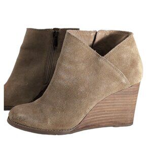 Lucky Brand Wedge Ankle Boot Bootie Women 8.5 Tan Boho Western‎ Suede Yakeena